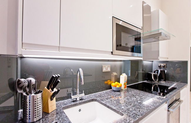 High Street Kensington by Viridian Apartments - Photo 19