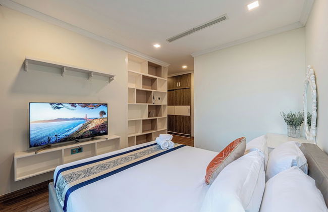 Cozy- Vinhomes Central Park Apartments - Photo 51