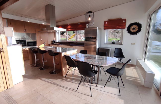 Luxurious Villa With Pool in the Ardennes - Photo 14