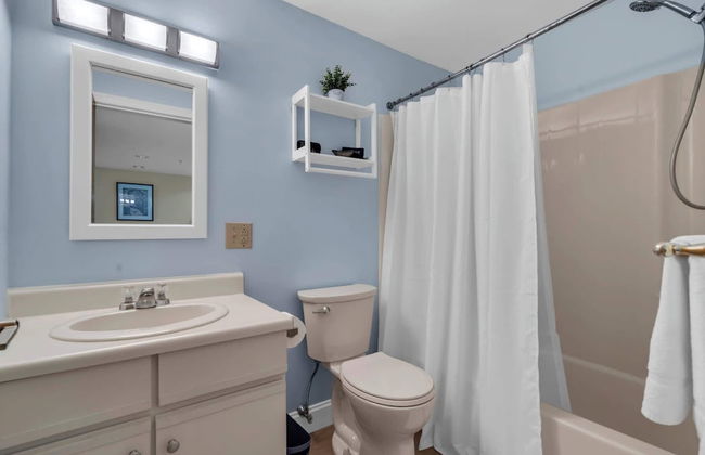 All is Wells Incredible Location! Walk to Beach - Photo 19