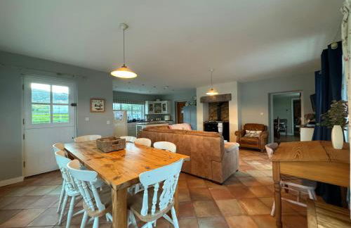 Holly Tree Cottage - Photo 7