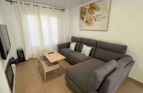 Chalet Adosado Cerca Gibraltar - Foto 1