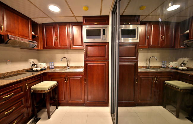 Midtown Furnished Apartments - Photo 21