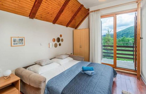 Nice Home In Ravna Gora With Wifi - Foto 11