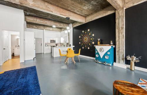 Charming Boho Loft on Historic Morris Ave - Foto 22