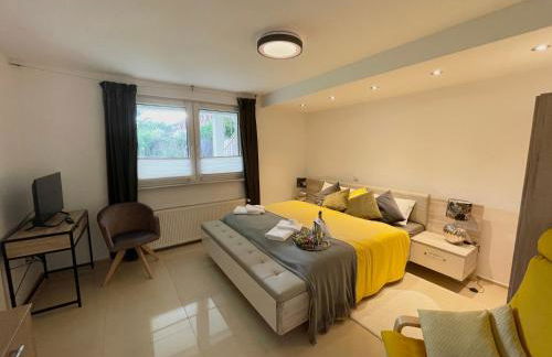 4 bedrooms, 2 bathrooms, kitchen, terrace - 10 min to fairground - Foto 1