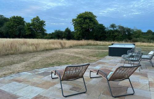 Secluded Barn Style Home With hot tub - Sleeps 12 - Foto 102