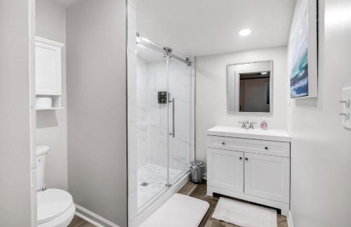 Lakefront Cabin with Private Dock - Foto 19