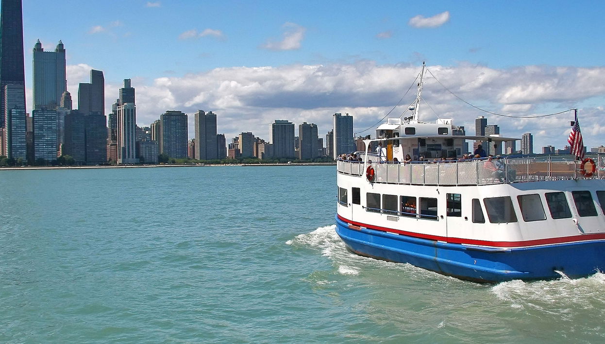 Paseo en barco por el lago Michigan