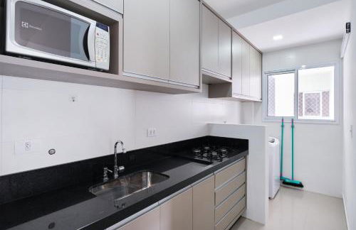 2 QUARTOS com Churrasqueira na Varanda, Piscina, Garagem interna, WiFi 500mbps, Ar Condicionado e Telas de Proteção - Foto 36