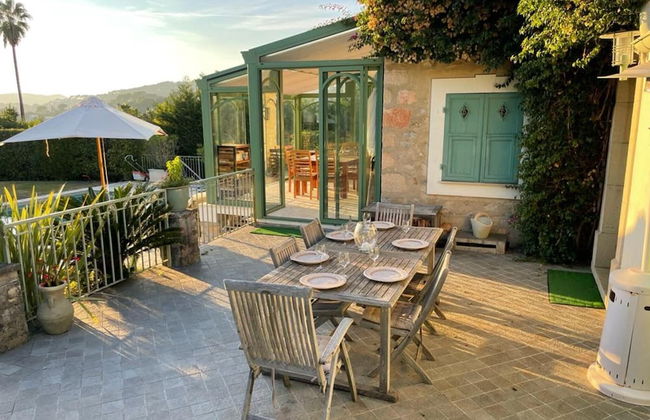 Charming Holiday Home in Mougins With Pool - Foto 22