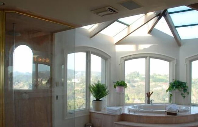 The Stradella Court Mansion - Photo 27