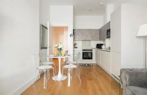 Superb 1-Bed Apartment in Hertfordshire - Foto 11