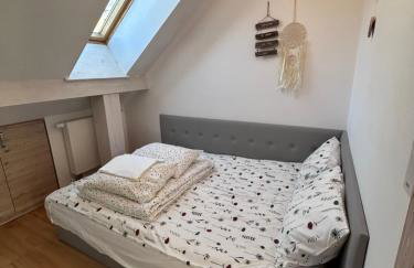 My Universe Mezzanine Apartment Tęczowe Wzgórze - Photo 24