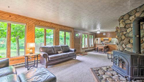 Mimis Place about Ohio Countryside Duplex with Deck - Foto 5