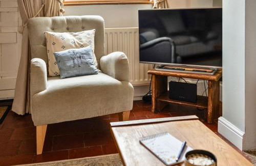 Poppy Cottage - Cosy 2 Bedroom, Perfect for Family! - Photo 66