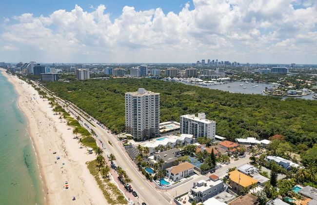 Sea Breeze by Avantstay Across From Fort Lauderdale Beach Pool Out Door Dining Fire pit - Foto 45
