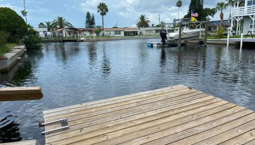 Gorgeous Seaside Seashell Cottage! - Photo 4