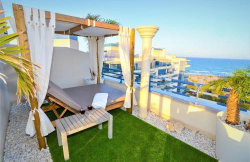 Luxury penthouse,first line - Photo 34