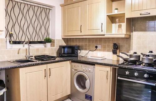 3Bedroom EnSuite SofaBed Sleeps upto 6 Contractors Families Long or Short Stay Free Parking WIFI - Foto 16