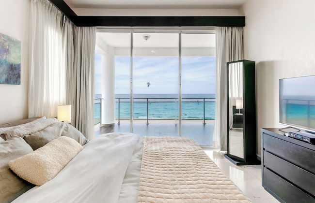 Watermark Luxury Oceanfront All Suite Hotel - Foto 7