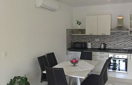 Apartman Zaklopatica - Foto 13