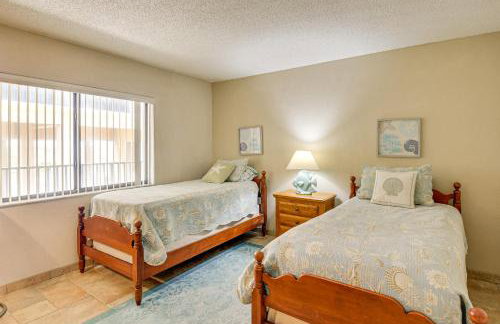 Steps to Shore, Pool Access New Smyrna Beach Gem! - Foto 17