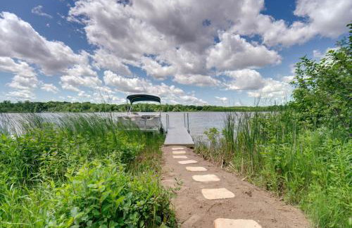 Lakefront Retreat with Views and Decks and Fire Pit - Foto 52