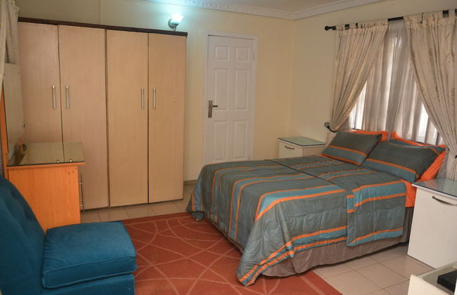 Flat 7 a and b - Photo 7