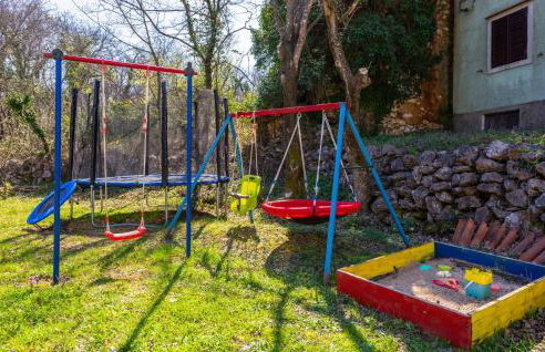 3 Bedroom Amazing Home In Malinska - Foto 10