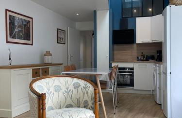 Plein centre Auray - Grand duplex 2 suites avec terrasse ensoleillée - Foto 6