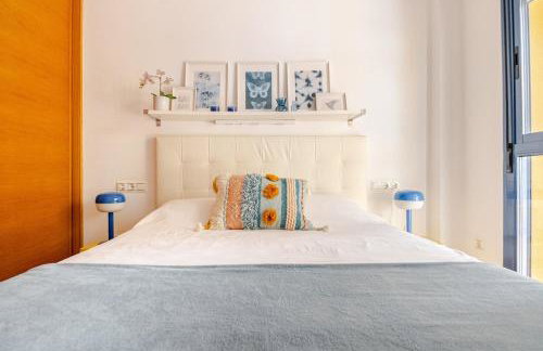 Explore Málaga from a Modern Apartment - Photo 8