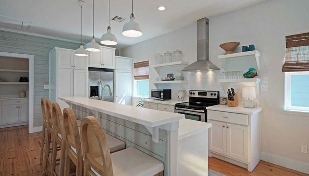 Coastal Escape w/ Pond Views + Pool Access Grahams Getaway by Avantstay - Foto 4, Interior