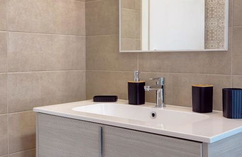 Relax & Views in Le Marche by Host Hero - Foto 10