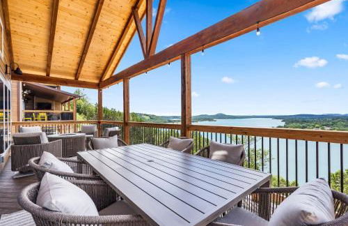 Sunset Salut - Foto 26