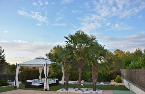 Villa Sitges La Calma 10 minutes drive Sitges 2 minutes walk Garraf Park AC - Photo 17