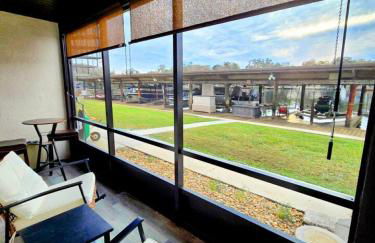 St. Johns Riverside Retreat - Photo 5