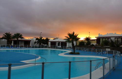 Bungalow tranquillo e soleggiato - Photo 1