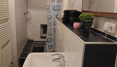 Lüdenscheid Work and Stay 3 Schlafzimmer 6 Betten Küche Bad Innenstadt - Foto 5