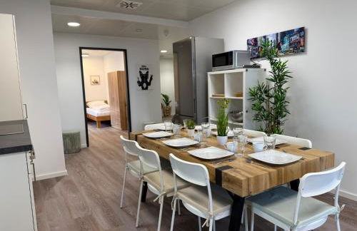 Deluxe 5-Bedroom Apartment with Modern Kitchen and Two Bathrooms - Foto 6