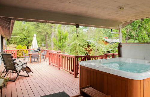 Deck and Hot Tub Rustic Groveland Home! - Foto 30
