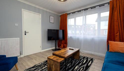 Cozy 2-Bed Detached Bungalow with Parking Woking - Foto 2