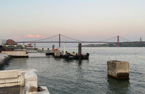 Cozy 3 Bedroom Apartment in Belem Lisbon 3 to 5 Guests - Photo 43