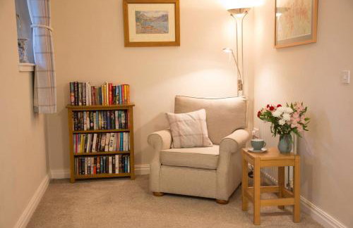 Honeybee Cottage - Photo 10