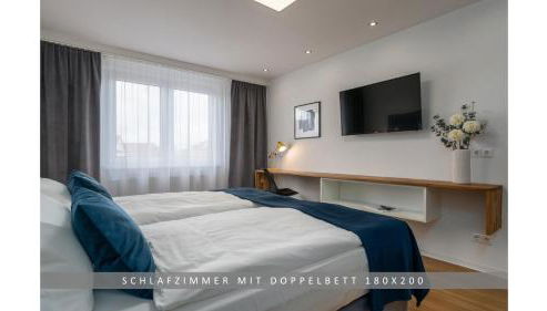 Apartment Leinetal mit Kamin & Kaminholz, 1-3 Personen , Schlafzimmer mit Boxspringbett 180x200 & hochwertige Hotelbettwäsche, bequemes Einzelbett im Wohnzimmer, Terrasse, Einbauküche, - Foto 4