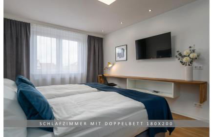 Apartment Leinetal mit Kamin & Kaminholz, 1-3 Personen , Schlafzimmer mit Boxspringbett 180x200 & hochwertige Hotelbettwäsche, bequemes Einzelbett im Wohnzimmer, Terrasse, Einbauküche, - Photo 2