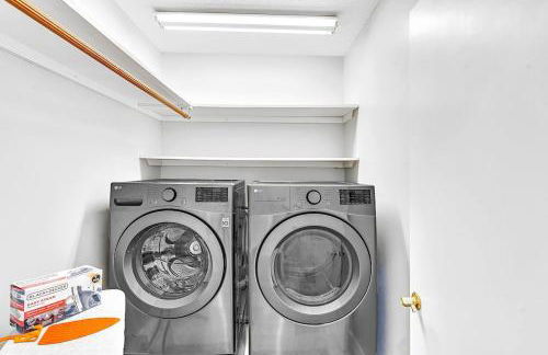 Pool Heat I Firepit and BBQ I 75"TV I Foosball I 581mbps - Foto 30