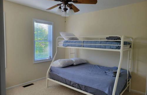 Beachfront~Private Sand Beach~Close Mackinac Ferry - Foto 43