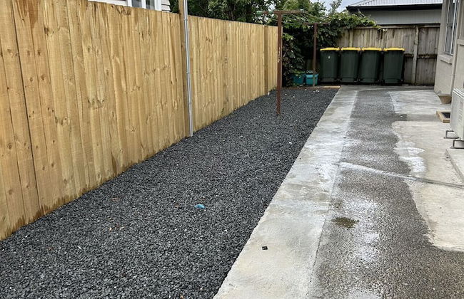 Avon Apartments - Photo 23