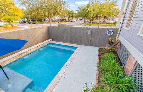 Historic 1871 Coastal Breeze with Heated Pool - Restoring Galveston - Photo 32